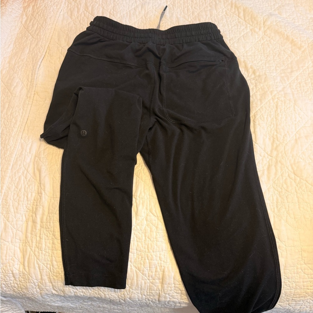 Lululemon Black Jogger Pant - Picture 3 of 4